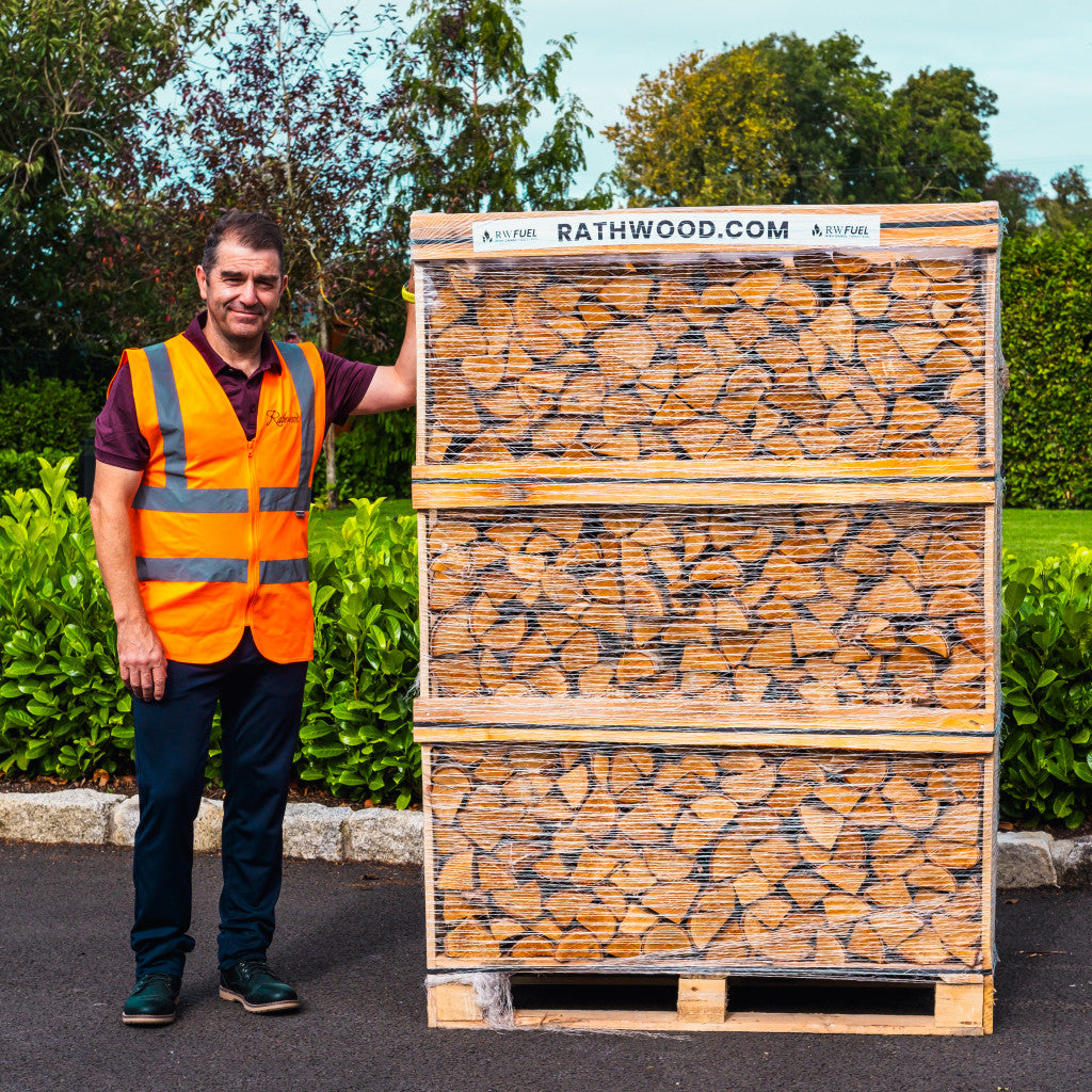 Hardwood Firewood 1.85m³ - 800kg Kiln Dried (4 Row) Pallet