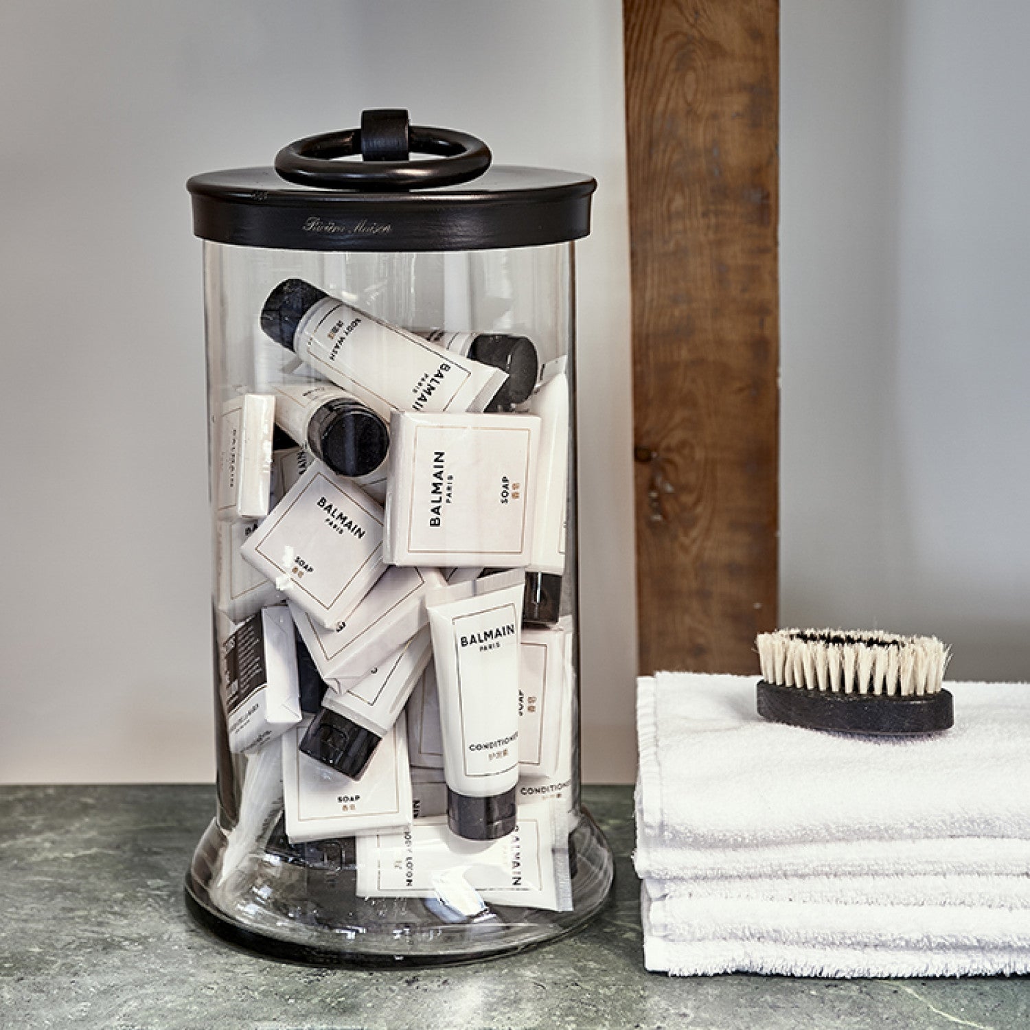 Cordoba Storage Jar black L